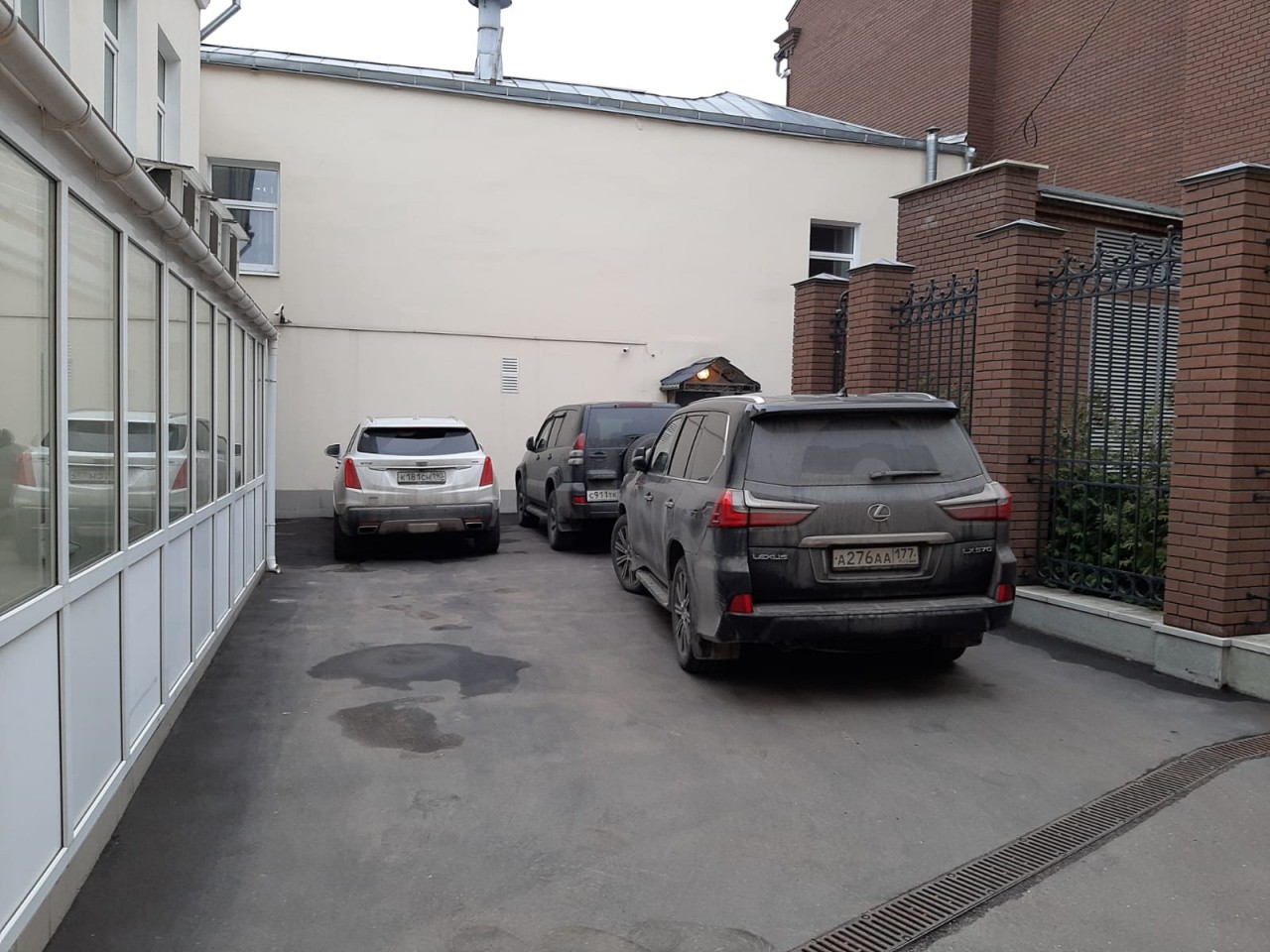 фасад дома, здание по адресу г Москва, ул Большая Ордынка, д 10